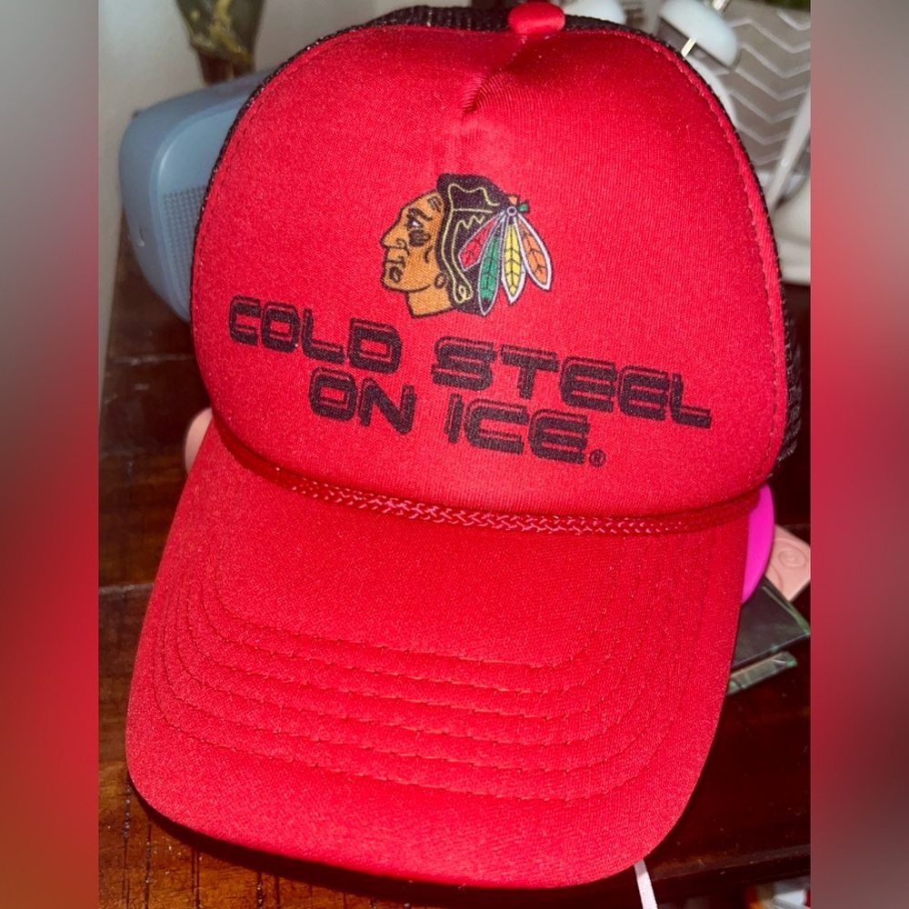 Chicago Blackhawks NHL Retro 80s Cold Steel & Black Blackhawks Cap SnapBack! Set